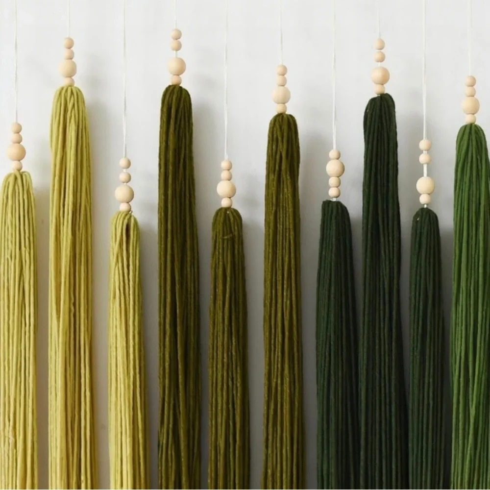 NEW Anthropologie XL Green Boho Tapestry Macrame Dyed Yarn Wall Hanging 40 x 45